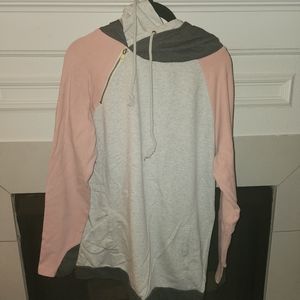 Ampersand Avenue Double Hood